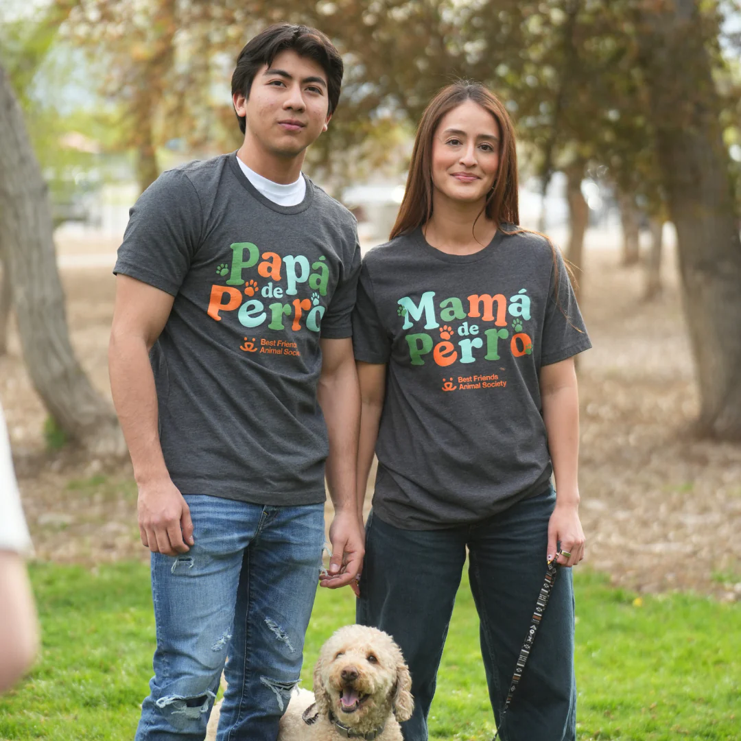 Mama de Perro T-Shirt - Image 4